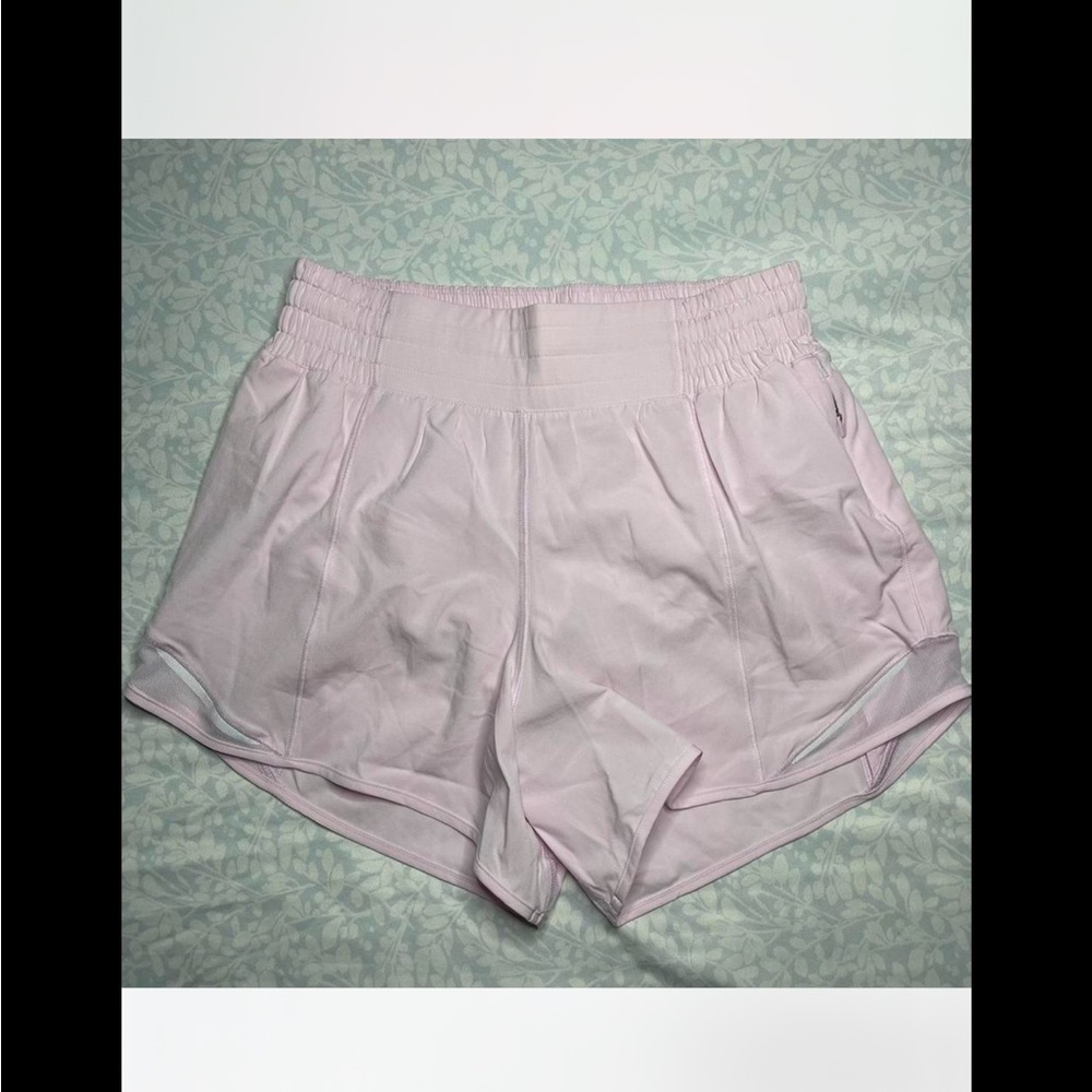 NOT ACTIVE Lululemon Hotty Hot Shorts - Meadowsweet Pink